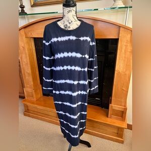 GAP Navy and White Tie-Dye Maxi Dress